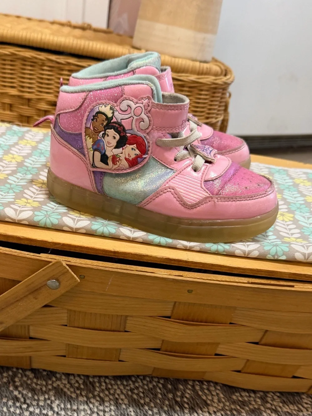 Y2K Disney Princess Light Up High-Top Sneakers Sz 11 Multi Princess Lights Work